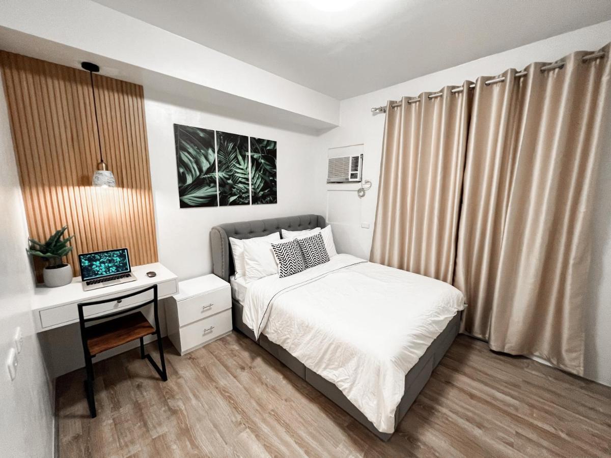 Azra Bacolod At Mesavirre Garden Residences Exterior photo